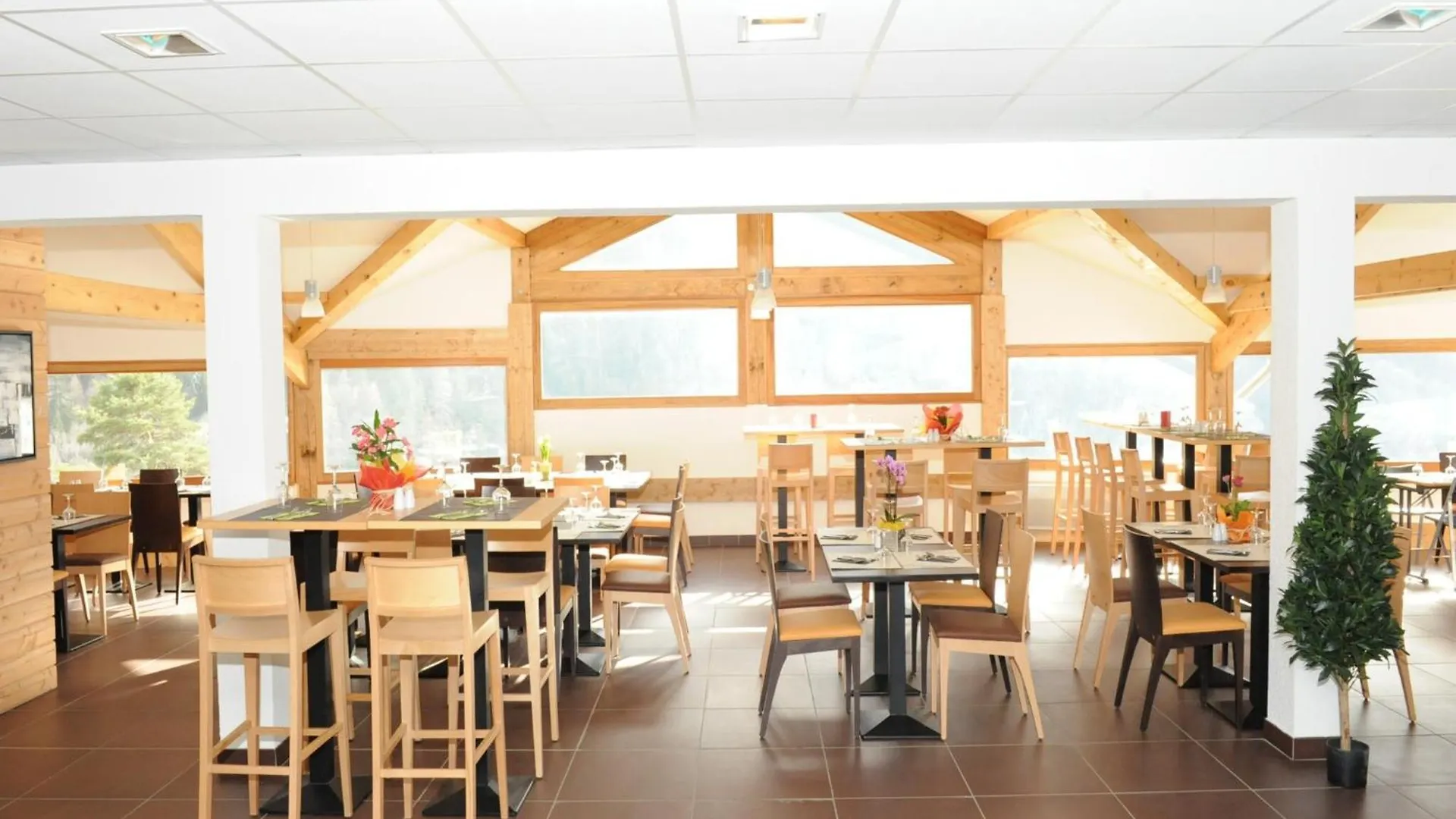 Holiday home Hameau 5 201A - Spa & Piscine Studio 4 Pers Orelle France